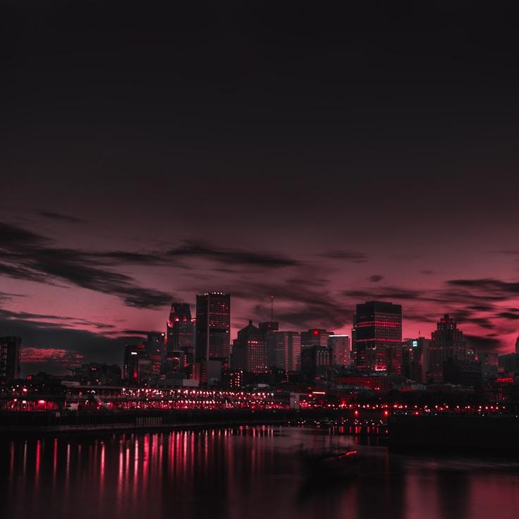 Parents evaluating schools in Canada